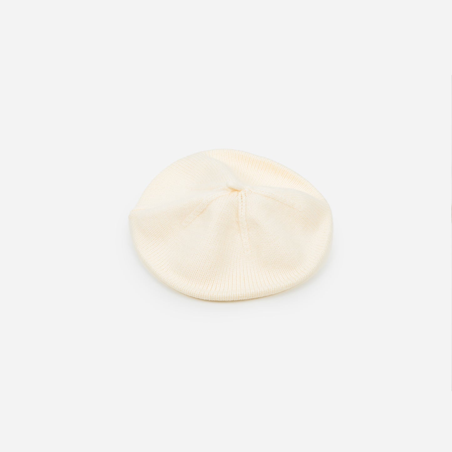 Strick-Baskenmütze creme
