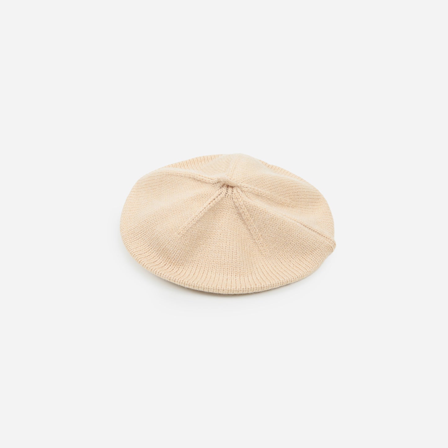 Strick-Baskenmütze beige